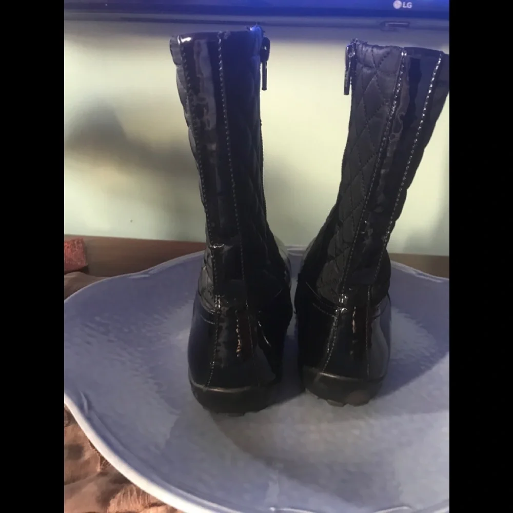 Trade plz do not buy NATURALIZER Boots